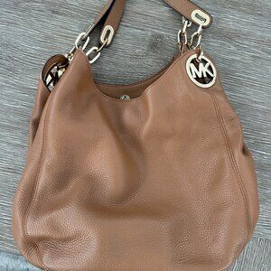 Michael Kors Fulton Large Leather Shoulder Bag - Tan